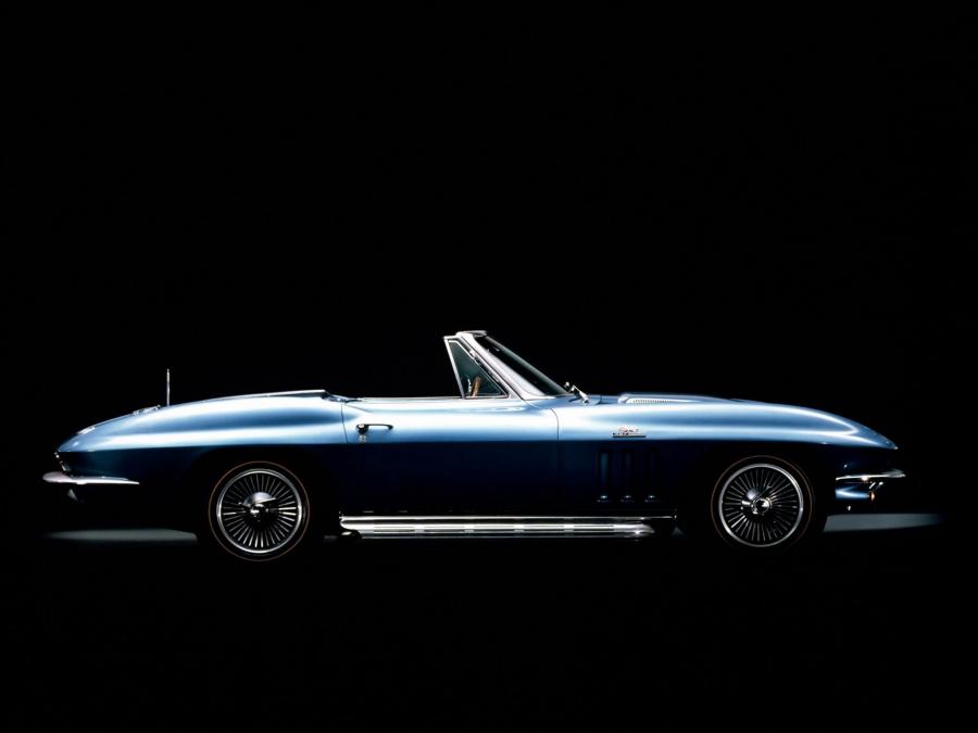  Chevrolet Corvette Stingray 427 Convertible 1966 года  (фото 3 из 8)